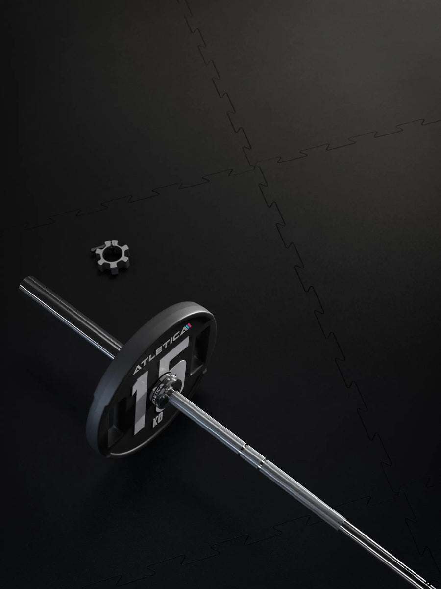 Bodenschutz | FlexProtect Bodenschutz 6 mm 100x100cm, hochwertiges Kautschuk | Puzzle Verbindung | Feingranulat Oberfläche | Geruchsarm | TÜV