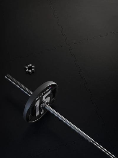 Bodenschutz | FlexProtect Bodenschutz 6 mm 100x100cm, hochwertiges Kautschuk | Puzzle Verbindung | Feingranulat Oberfläche | Geruchsarm | TÜV