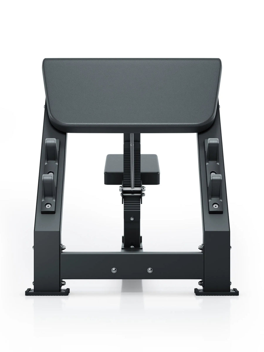 Preacher Curl Bank in Studioqualität | 2.5mm Stahlrahmen | Ergonomische Polster | Isoliertes Bizepstraining I Geführter Bewegungsablauf I Für Scott Curls mit SZ-Hantel