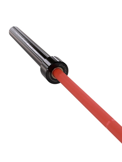 Hantelstangen: Langhantel Gamma Powerlifting Langhantel | 20kg | IPF- & IWF-Markierungen | Chrome / Sportscar Red | 1200kg Belastbarkeit #color_sportscar-red