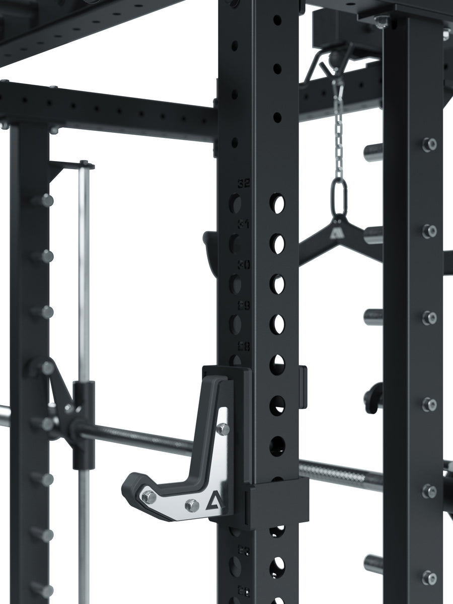 R8 Defender Power Rack: Plate Loaded | Ergo Latzuggriff | Leg Blocker | J-Hooks und Safety Spotter